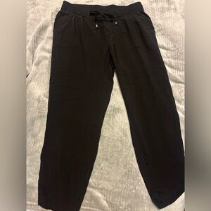 Women’s Cropped Drawstring Black Pants